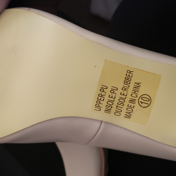 Ladies heels - Picture 4 of 4